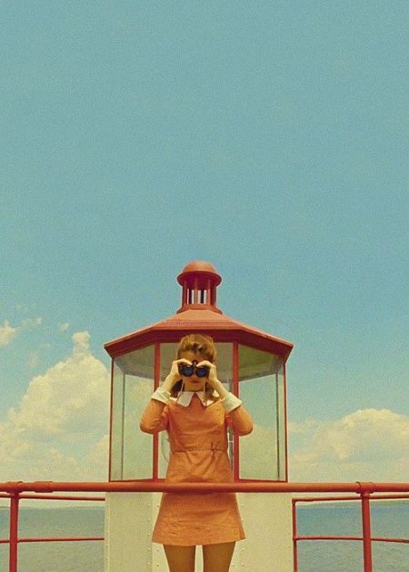 Think of a scene where you love the vibe. You know the scene – the one you look forward to every time you see that movie or episode. Moll Tip: Grab a big box of crayons. Match the colors to the images onscreen and create a color palette of the scene. See? Finding your inspiration can be fuuuun!